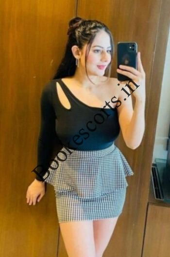 Full enjoyment with Jaora Call Girl Suman