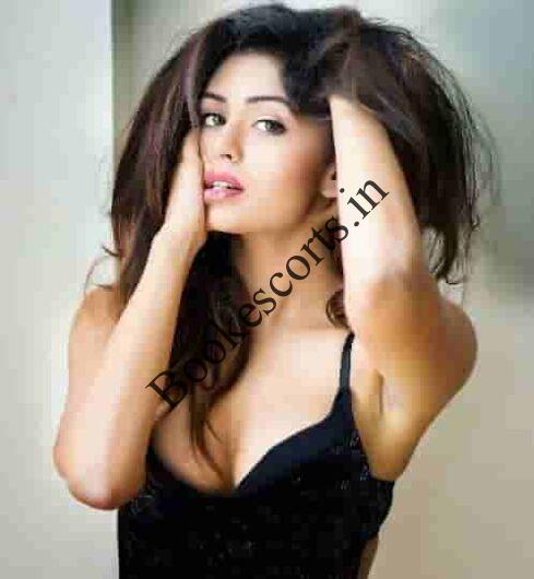 Nikita Call Girl in Bamori, Guna