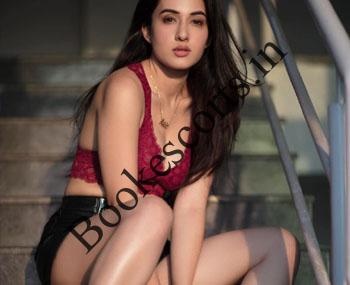 Mature Escort in Daloda, Mandsaur
