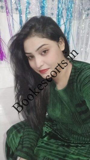 call girls in saket 7303025131 short 2000 night 8000