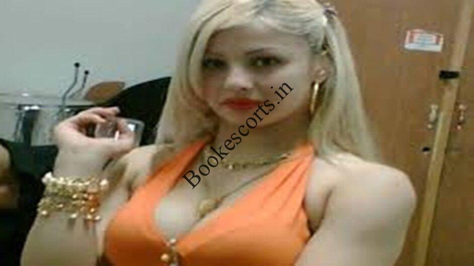 ENJOY Call Girls in Gulmohar Park Delhi 9289598186 Get it at Low Price