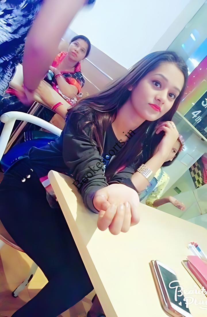 Call Girl In Delhi Mahipalpur 7065501582 High Profile Model Escorts