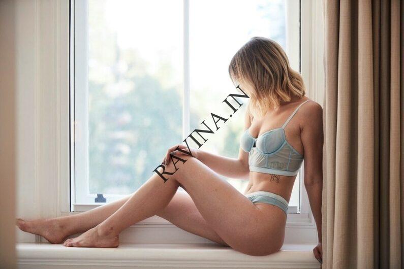 Hire Tonight Celebrity Escort Service Near Hyatt Centric Janakpuri New Delhi