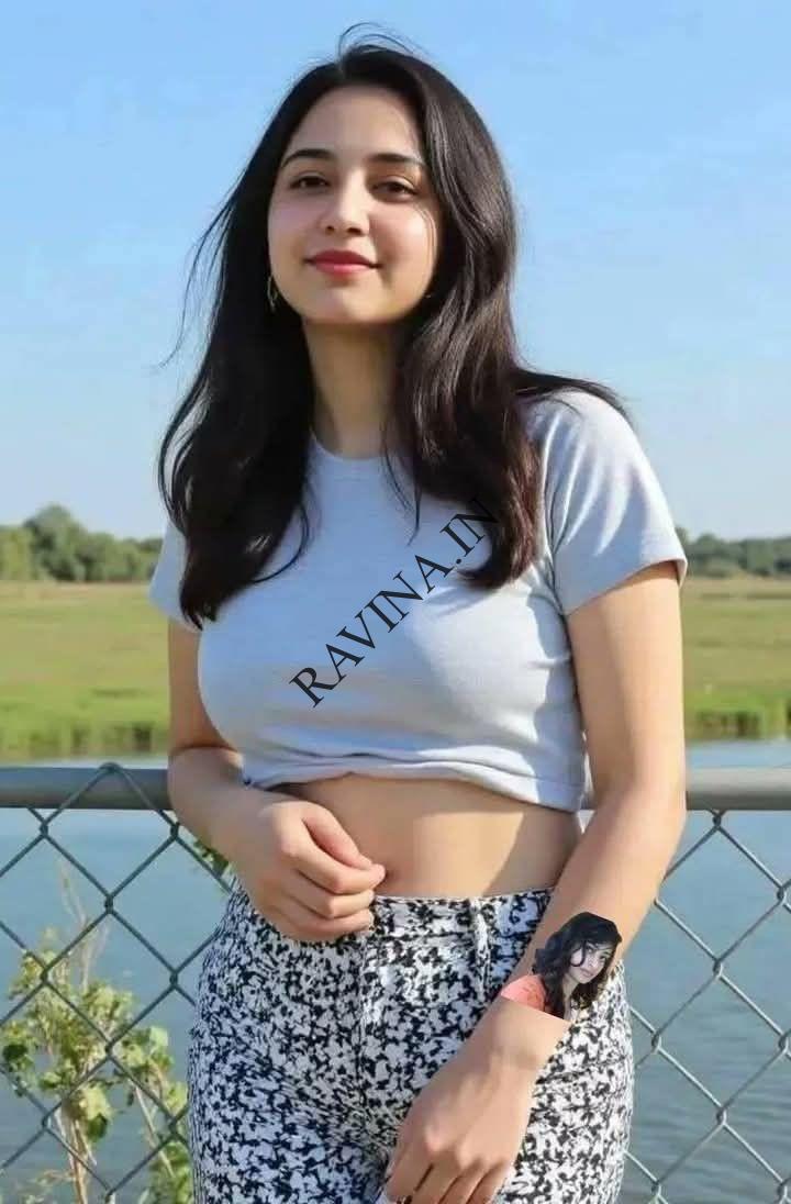 Call Girls In New Friends Colony 9711800081 Delhi Escorts