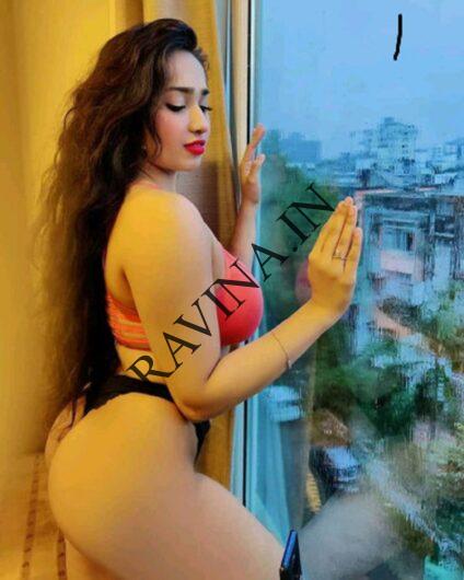Call Girls in Akshardham 📲+91-8302898207⭐  Delhi ⭐Escort service