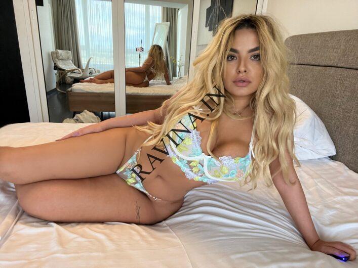9953331503 Call Girls In Delhi L Zone Escort Service